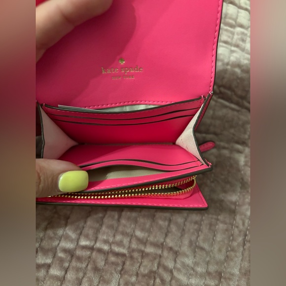 Kate Spade Hot Pink Leather Wallet NWT - Picture 6 of 8